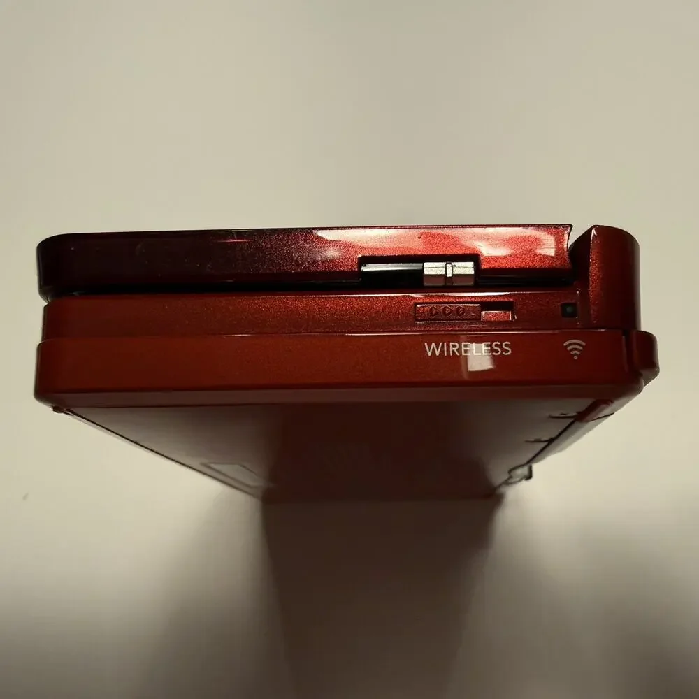 Red Nintendo 3DS Bundle (Charging Cable, charge dock, stylus and 2GB SD card)